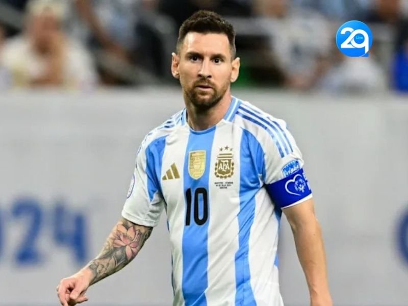 Lionel Messi - Hành Trình Vĩ Đại Của Huyền Thoại Bóng Đá